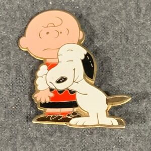 70s Vintage Peanuts Charlie Brown Snoopy Hug Enamel Pin Collectible Licensed